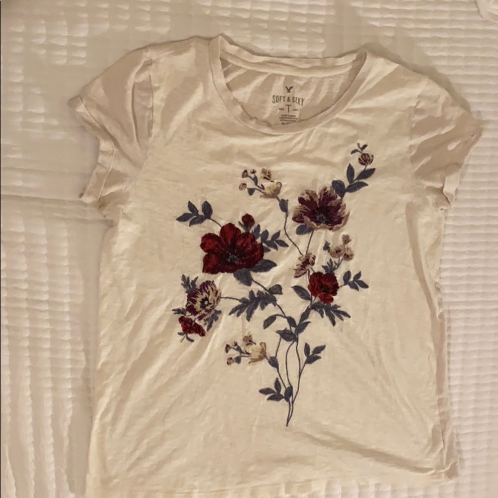 American eagle T-shirt
